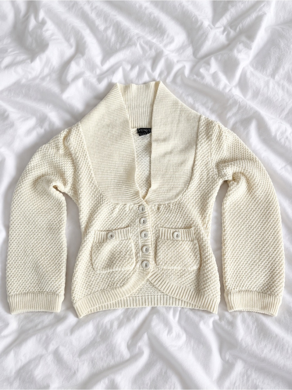 VENUS Ivory Shawl-Collar Button Cardigan